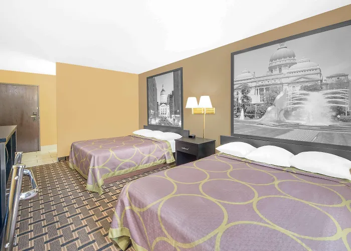 Super 8 By Wyndham Terre Haute