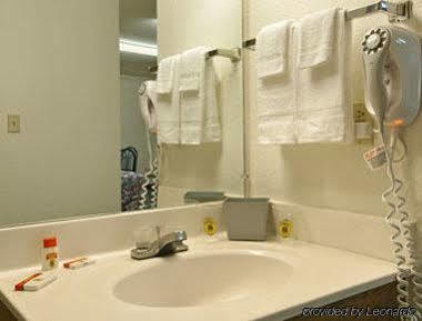 Super 8 By Wyndham 2*